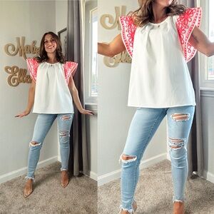 JODIFL White Blouse with Pink embroidered flutter statement sleeves size large